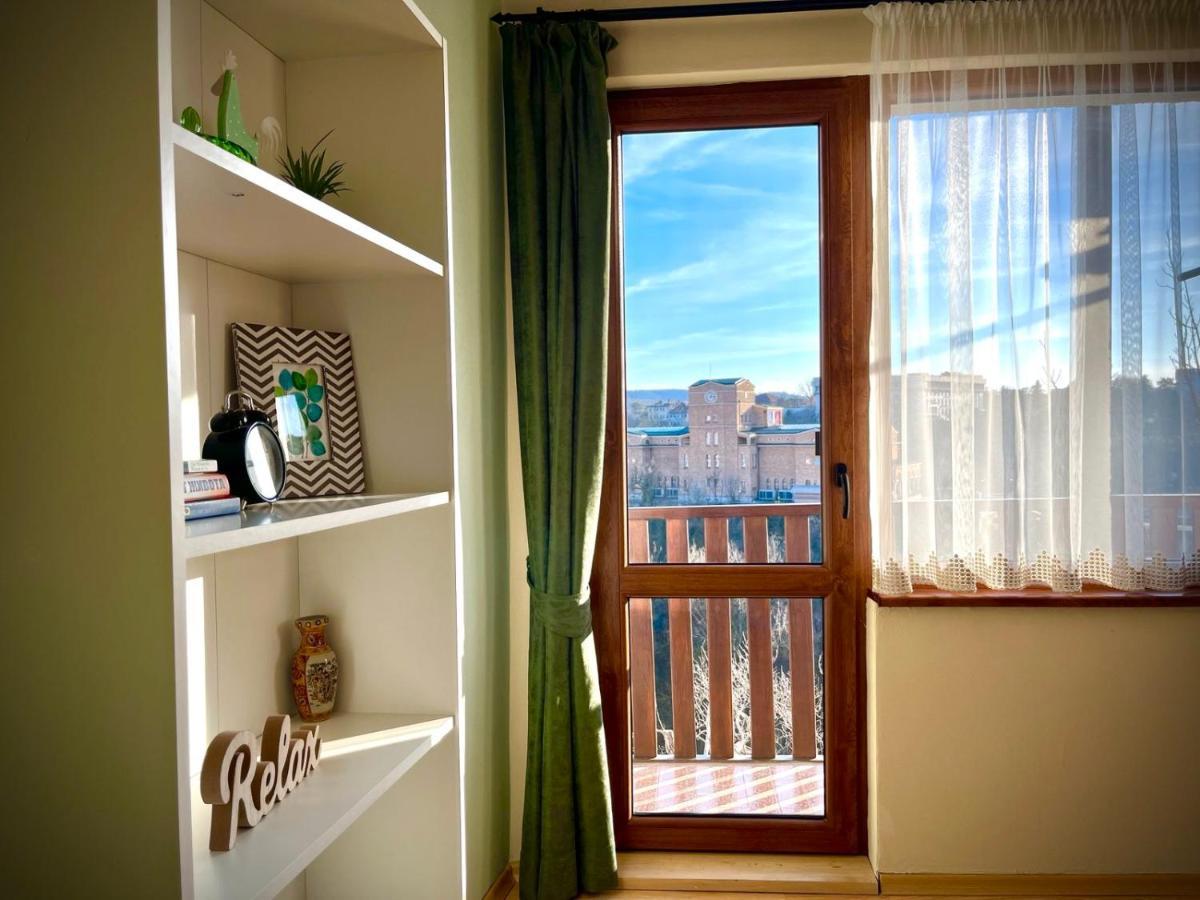 The Green Guest House Of Veliko Tarnovo-Amazing View, Top Location Ngoại thất bức ảnh